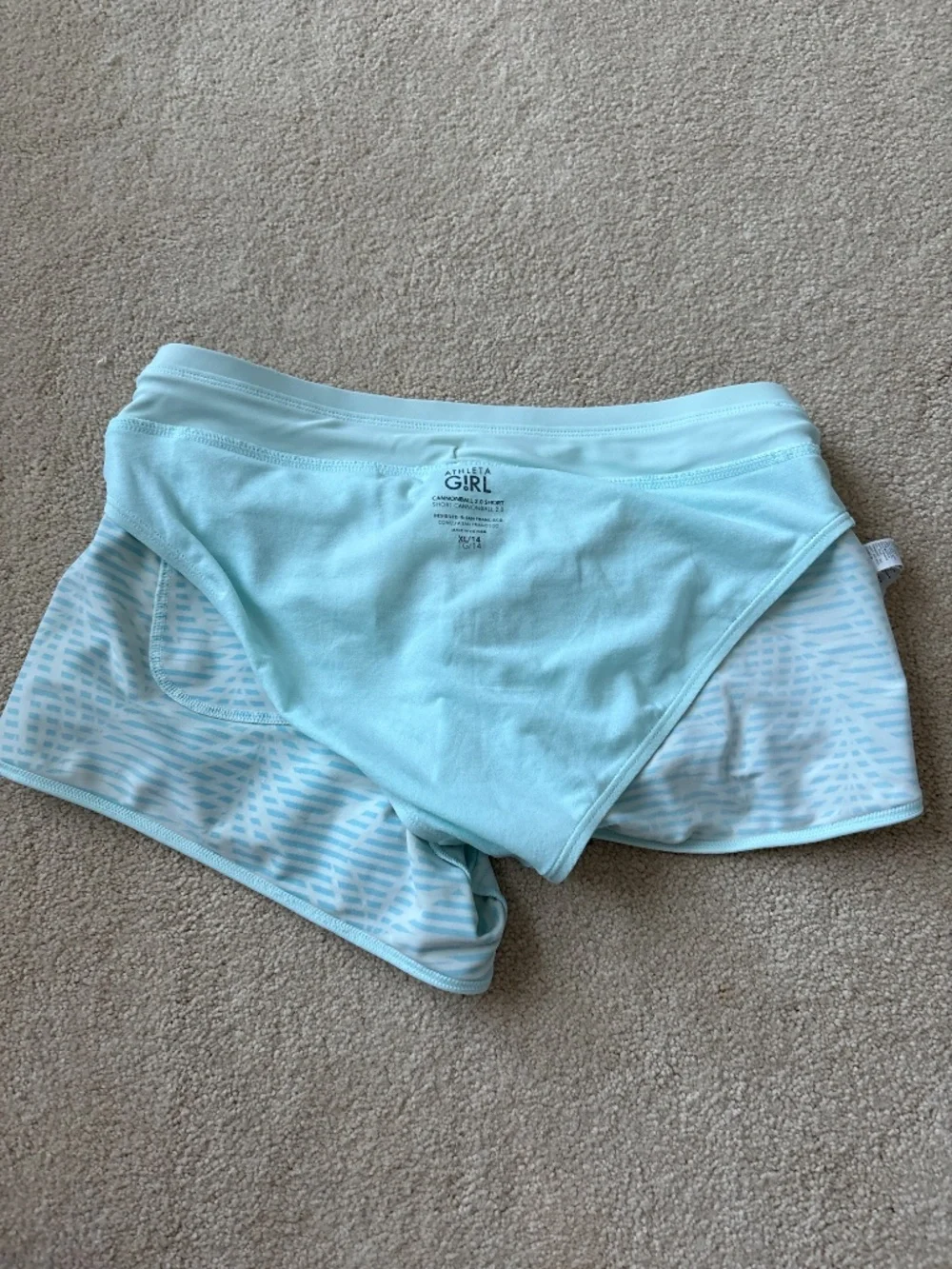 Athleta cannonball 2.0 short girls size 14/XL